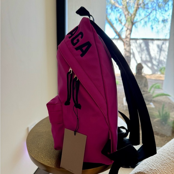 This is an NEW WITH TAGS authentic BALENCIAGA Nylon Wheel Logo Backpack. - Picture 3 of 4
